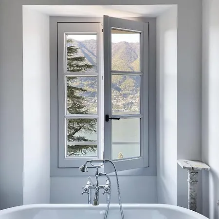 Ego Lake Como Torno